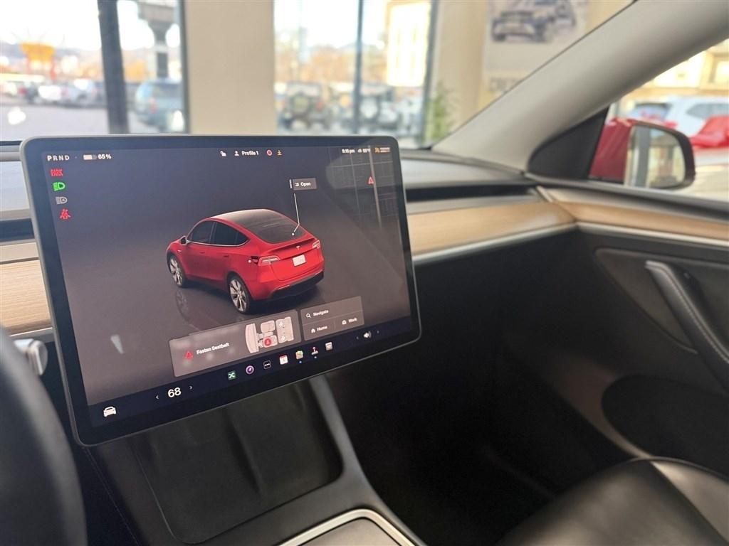 Tesla Model Y Long Range AWD 2023