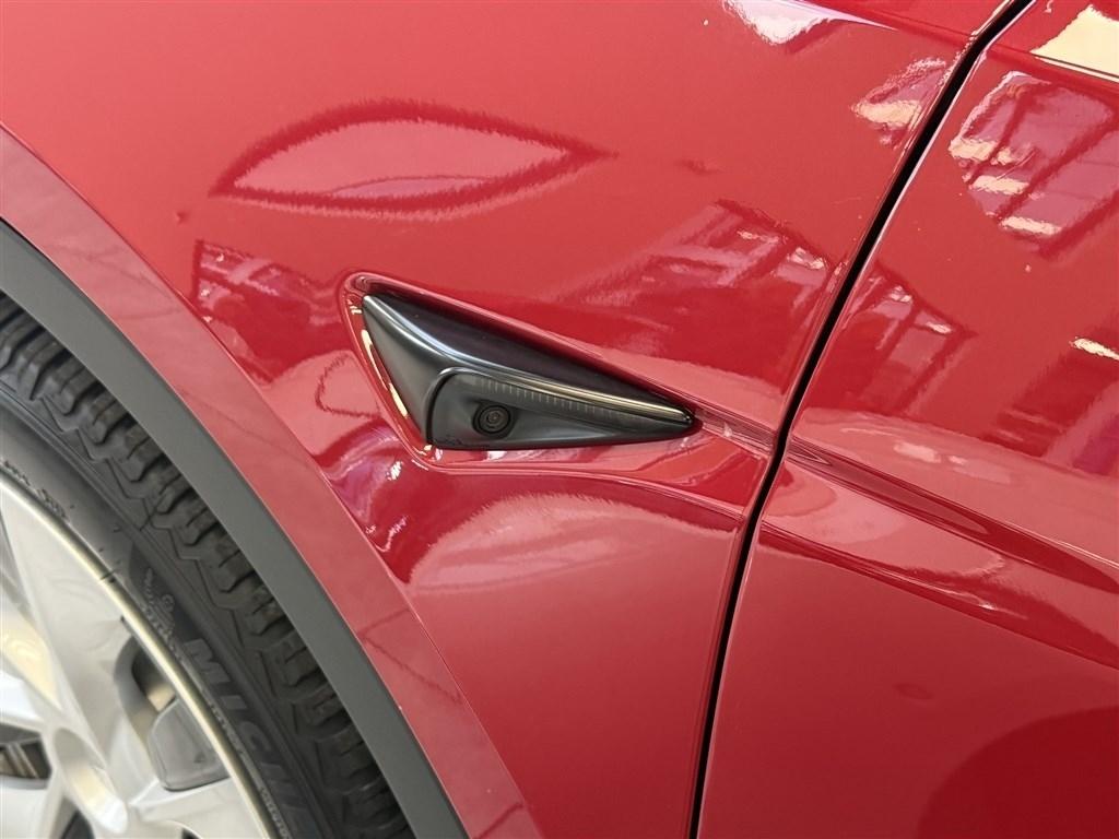 Tesla Model Y Long Range AWD 2023