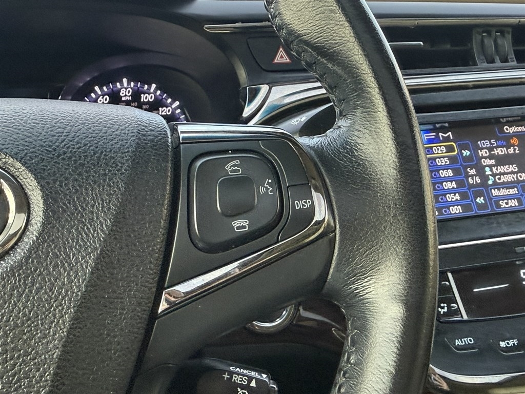 Toyota Avalon 4dr Sdn XLE Premium (Natl) 2014