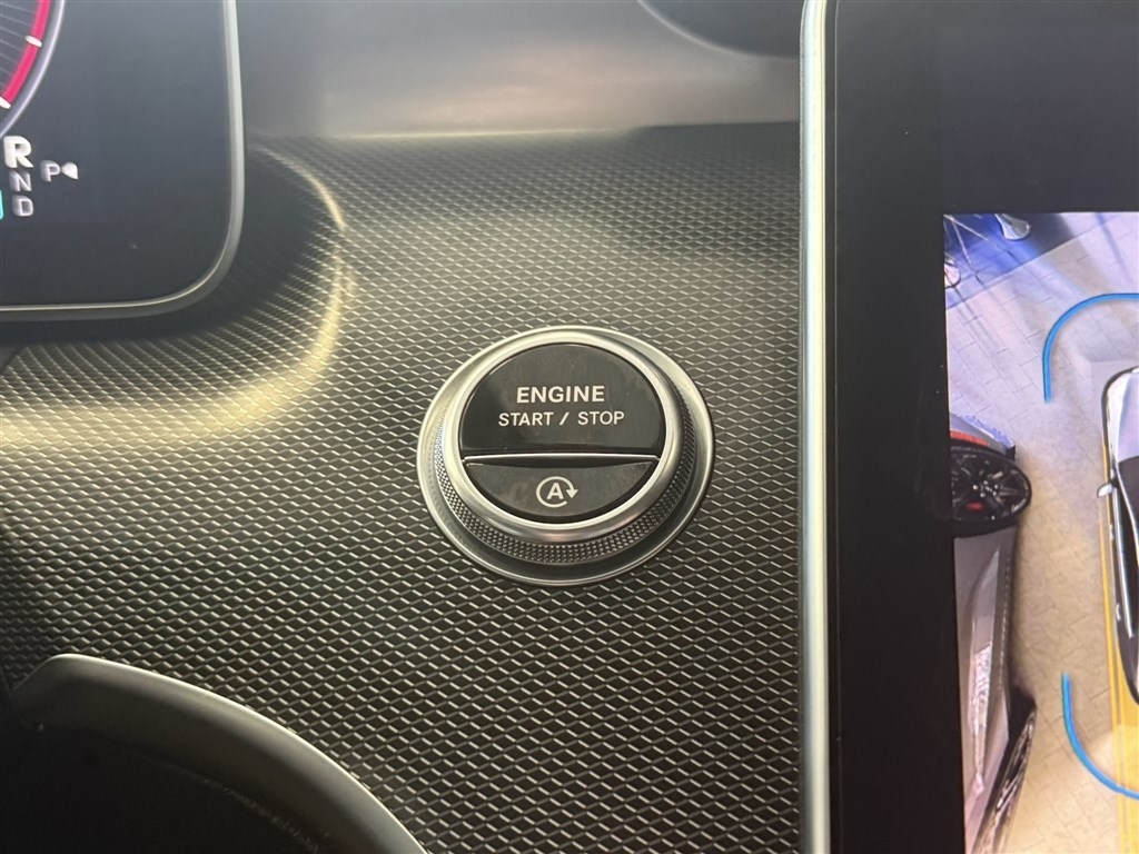 Mercedes-Benz C-Class C 300 4MATIC Sedan 2022