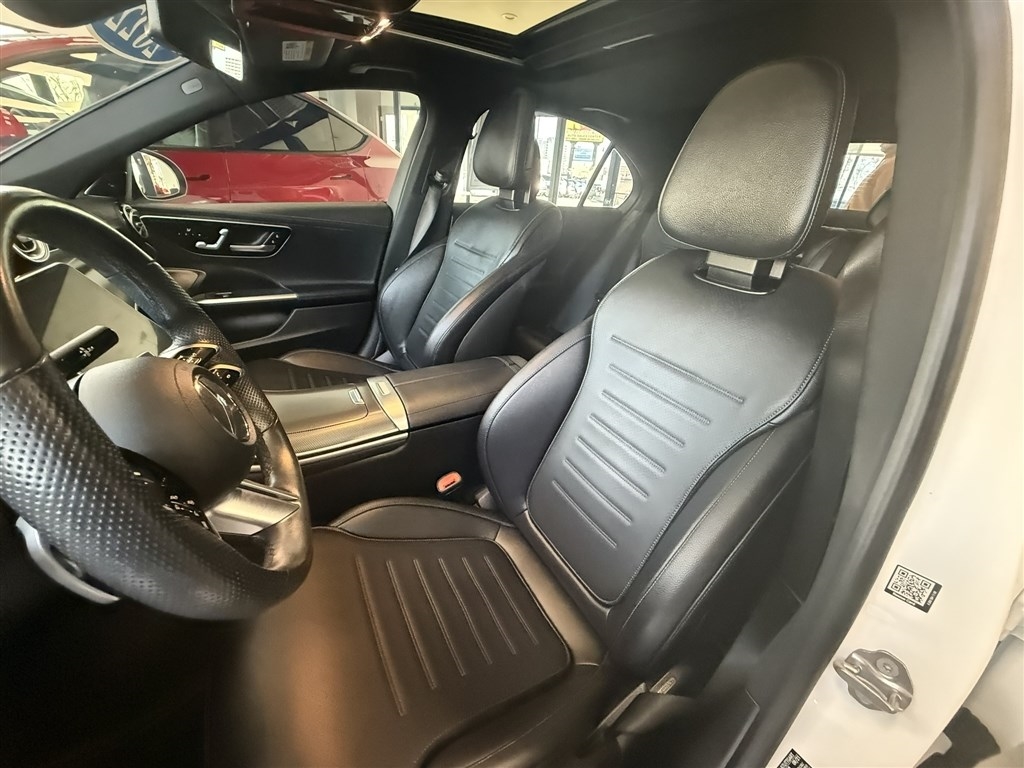 Mercedes-Benz C-Class C 300 4MATIC Sedan 2022