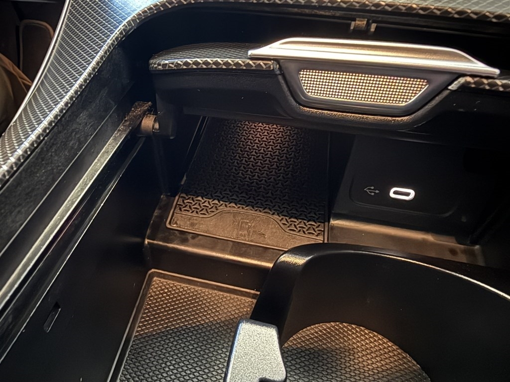 Mercedes-Benz C-Class C 300 4MATIC Sedan 2022