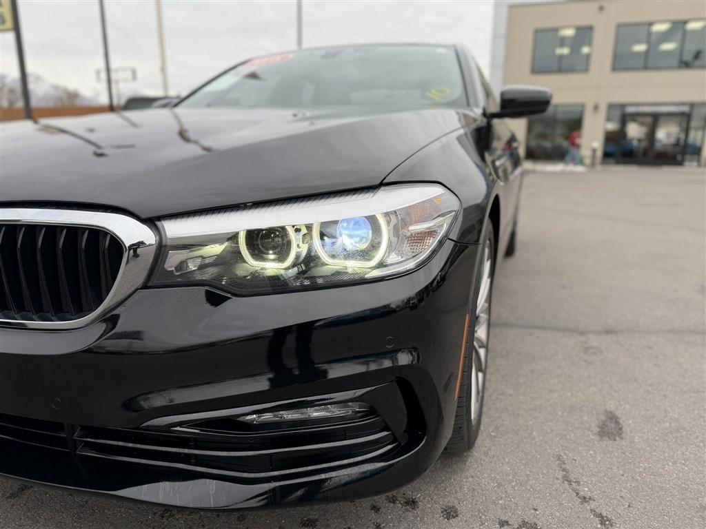 BMW 5 Series 530i xDrive Sedan 2018