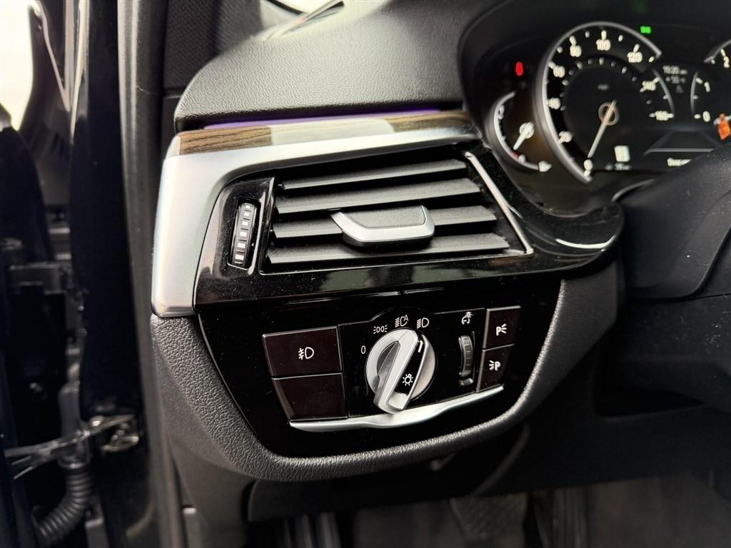 BMW 5 Series 530i xDrive Sedan 2018