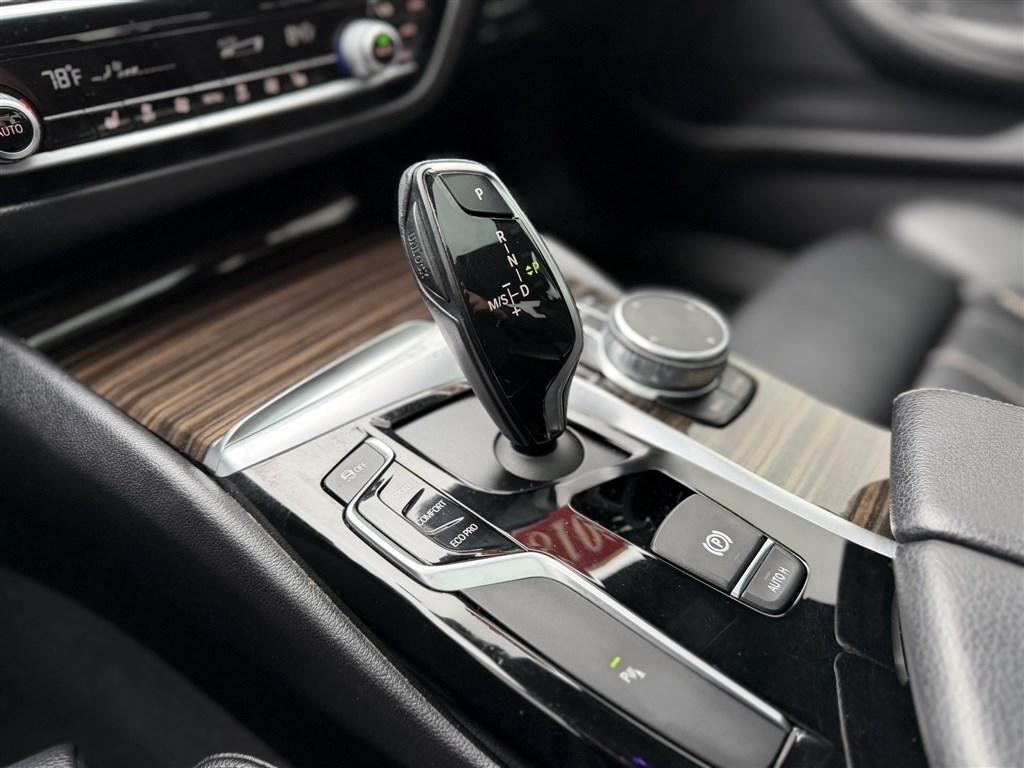 BMW 5 Series 530i xDrive Sedan 2018