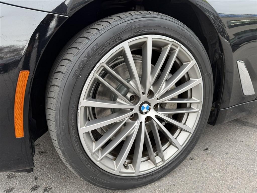 BMW 5 Series 530i xDrive Sedan 2018