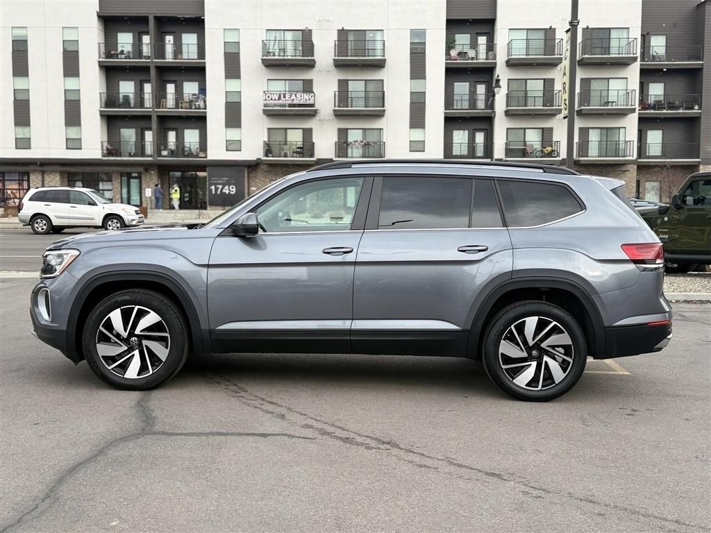 Volkswagen Atlas 2.0T SE w/Technology 4MOTION 2024