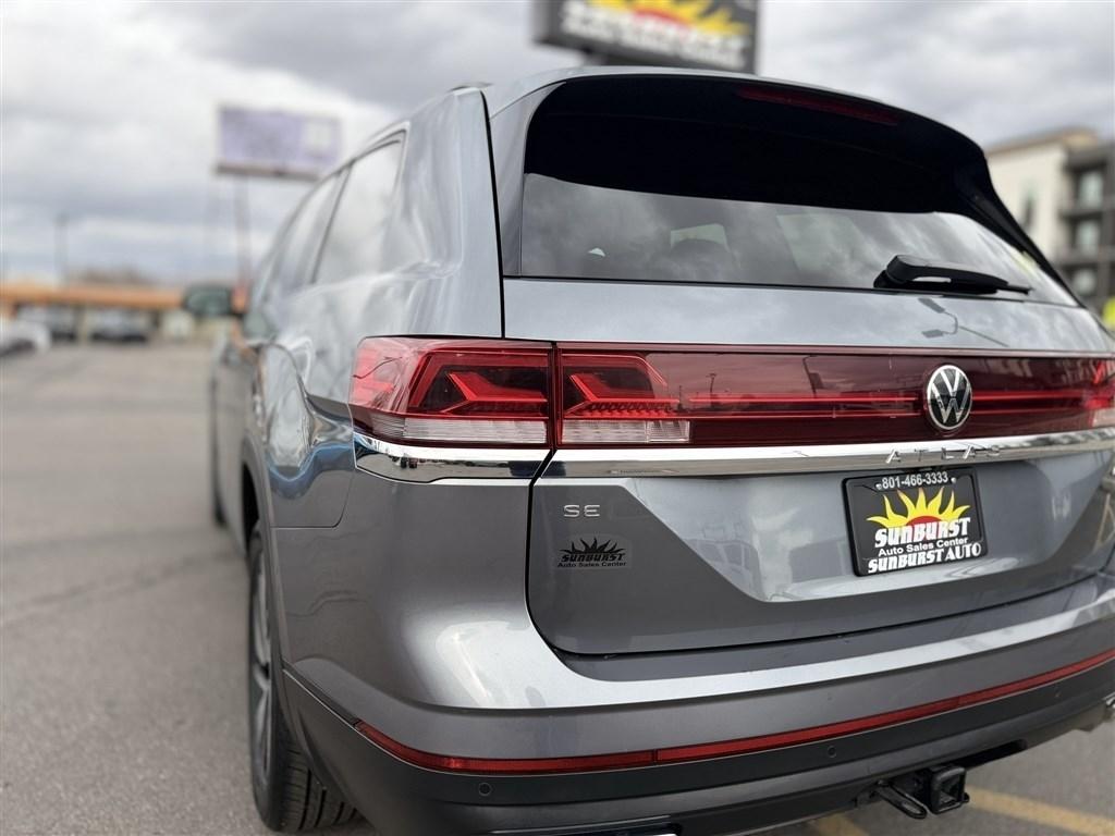 Volkswagen Atlas 2.0T SE w/Technology 4MOTION 2024