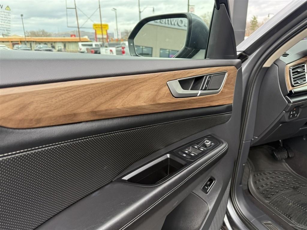 Volkswagen Atlas 2.0T SE w/Technology 4MOTION 2024