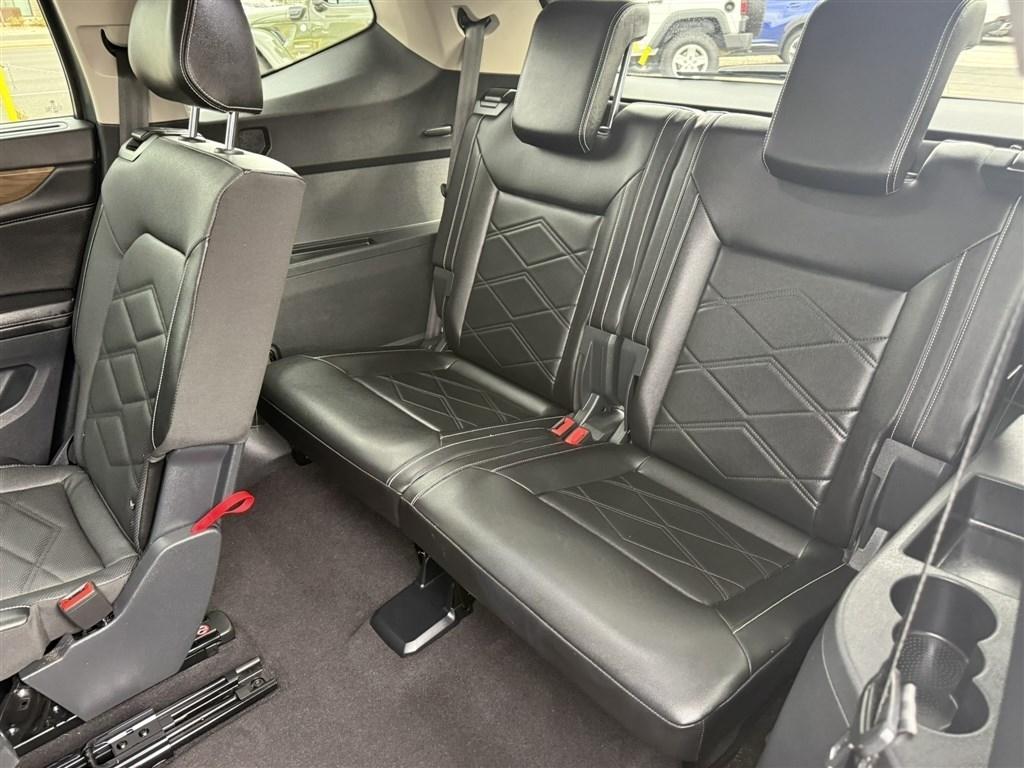 Volkswagen Atlas 2.0T SE w/Technology 4MOTION 2024