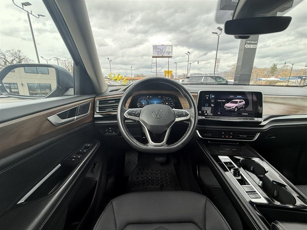 Volkswagen Atlas 2.0T SE w/Technology 4MOTION 2024