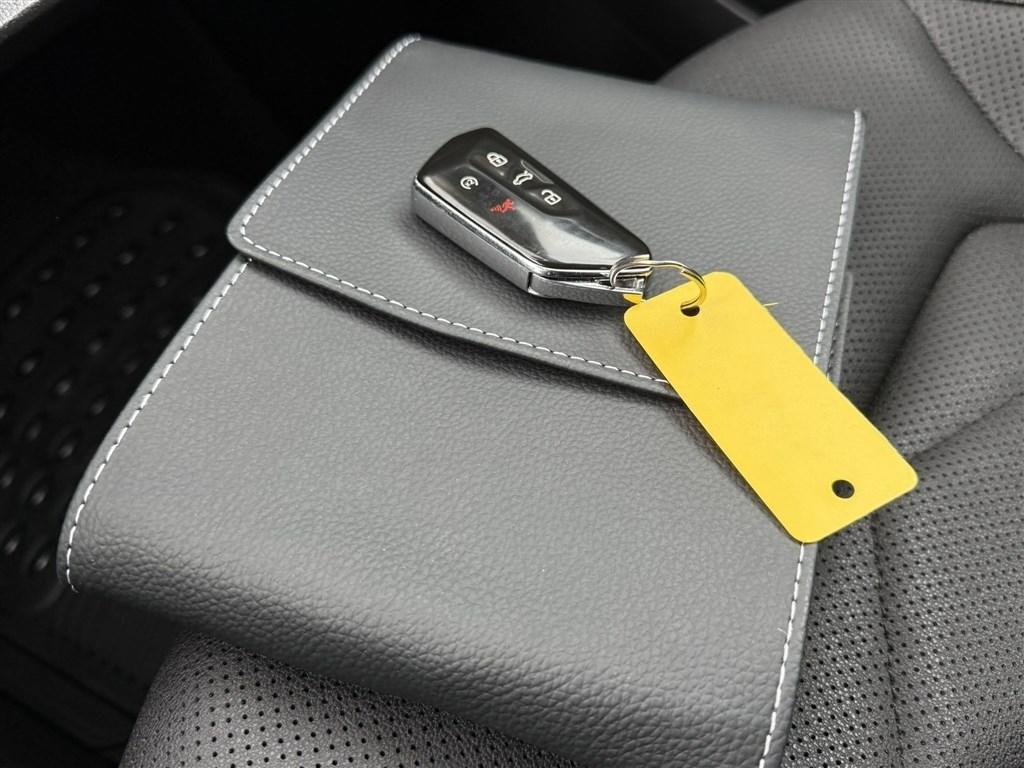 Volkswagen Atlas 2.0T SE w/Technology 4MOTION 2024