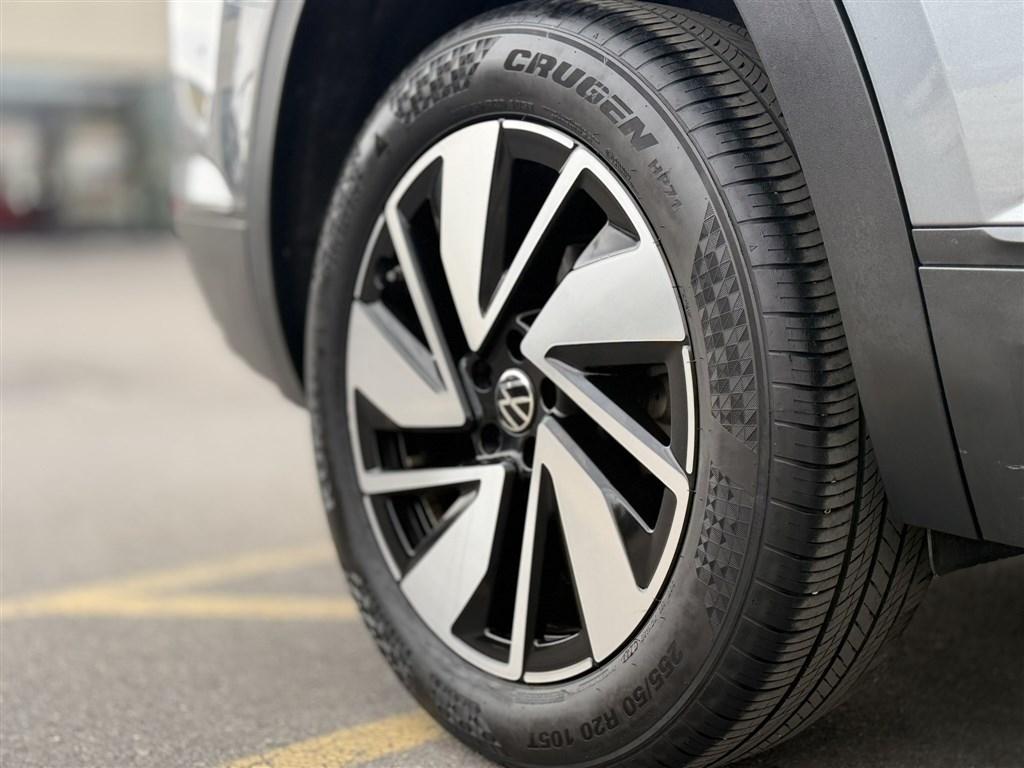 Volkswagen Atlas 2.0T SE w/Technology 4MOTION 2024