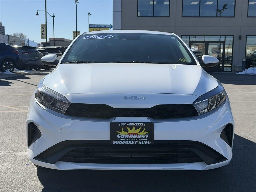 Kia Forte LXS IVT 2024