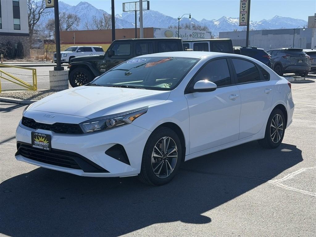 Kia Forte LXS IVT 2024