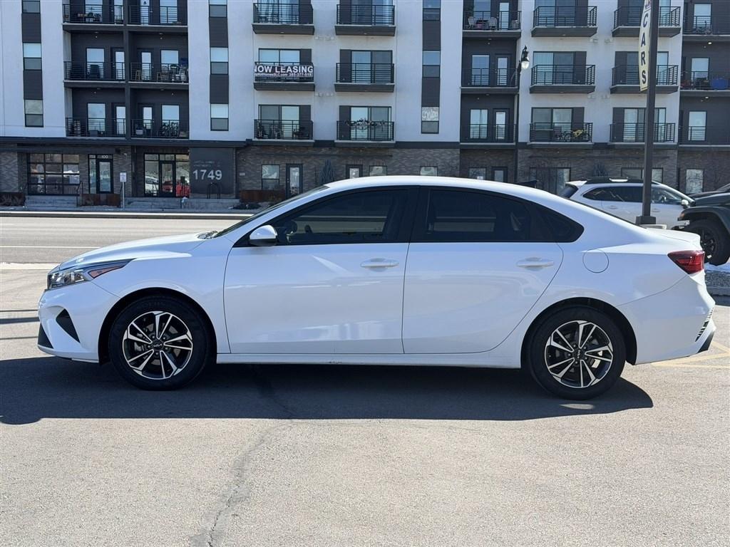 Kia Forte LXS IVT 2024