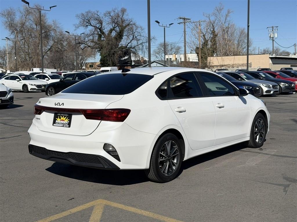 Kia Forte LXS IVT 2024
