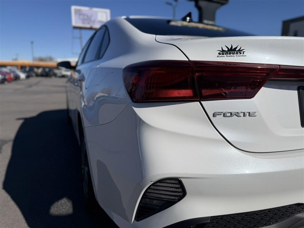 Kia Forte LXS IVT 2024