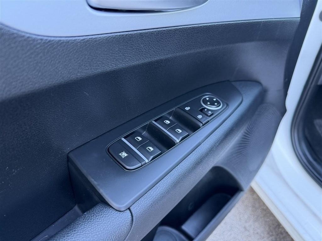 Kia Forte LXS IVT 2024