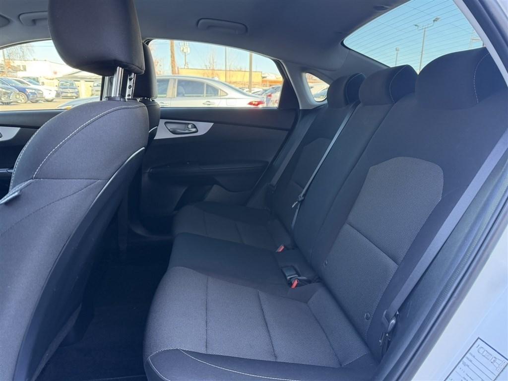 Kia Forte LXS IVT 2024