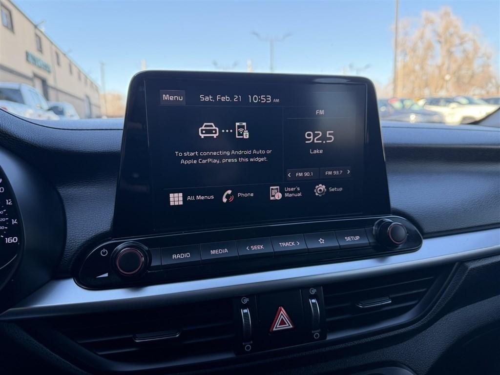 Kia Forte LXS IVT 2024