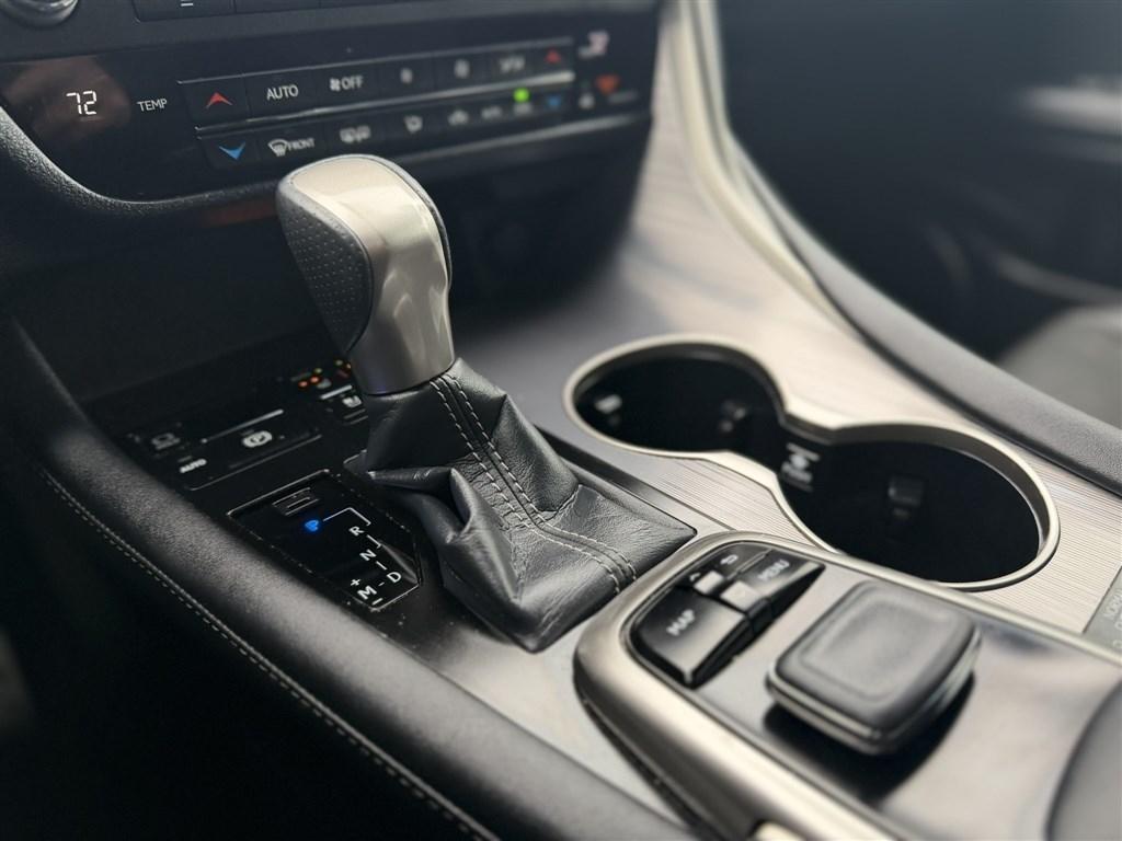 Lexus RX RX 350 AWD 2017