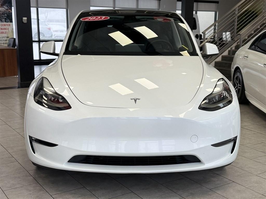 Tesla Model Y Long Range AWD 2023