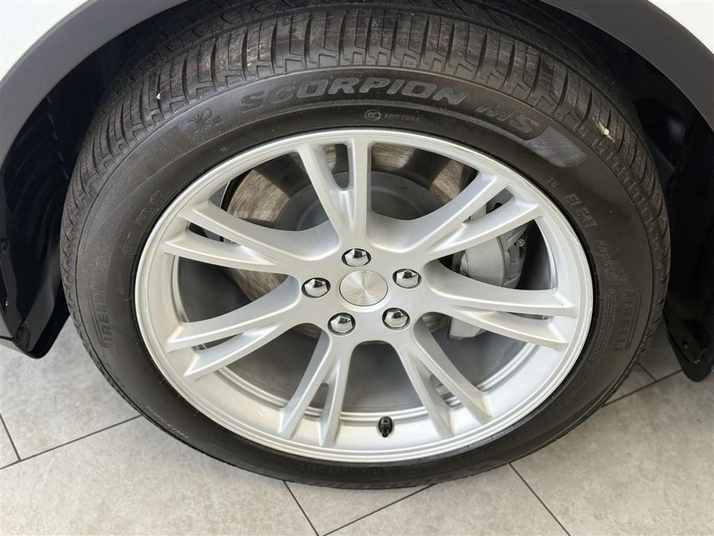 Tesla Model Y Long Range AWD 2023