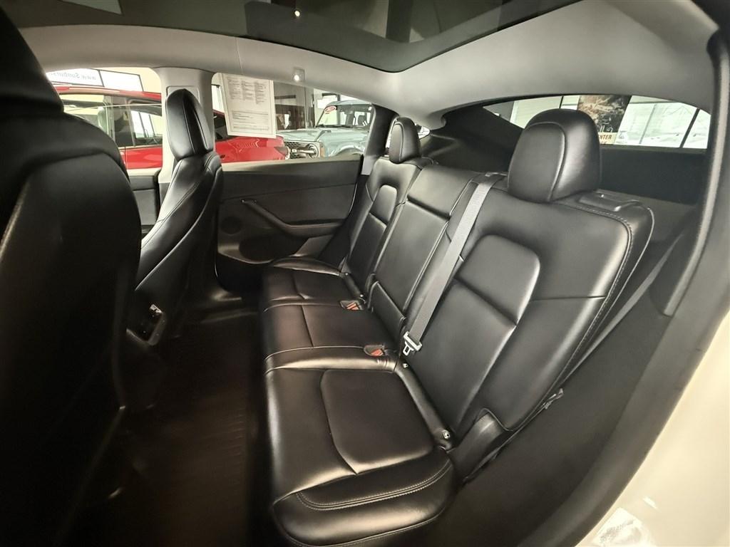 Tesla Model Y Long Range AWD 2023