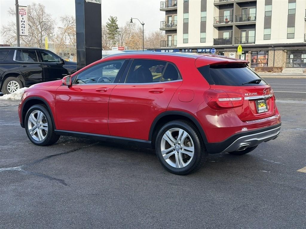 Mercedes-Benz GLA 4MATIC 4dr GLA 250 2016