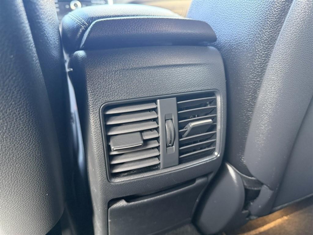 Mercedes-Benz GLA 4MATIC 4dr GLA 250 2016