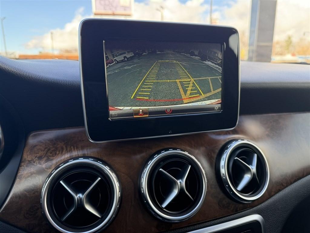 Mercedes-Benz GLA 4MATIC 4dr GLA 250 2016