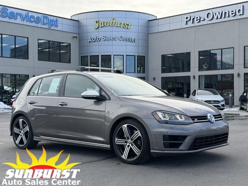 2016 Volkswagen Golf R 4dr HB DSG