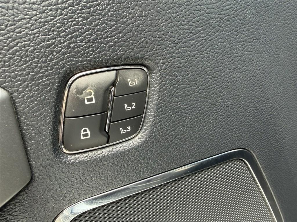 Ford Super Duty F-350 SRW King Ranch 4WD Crew Cab 8' Box 2022