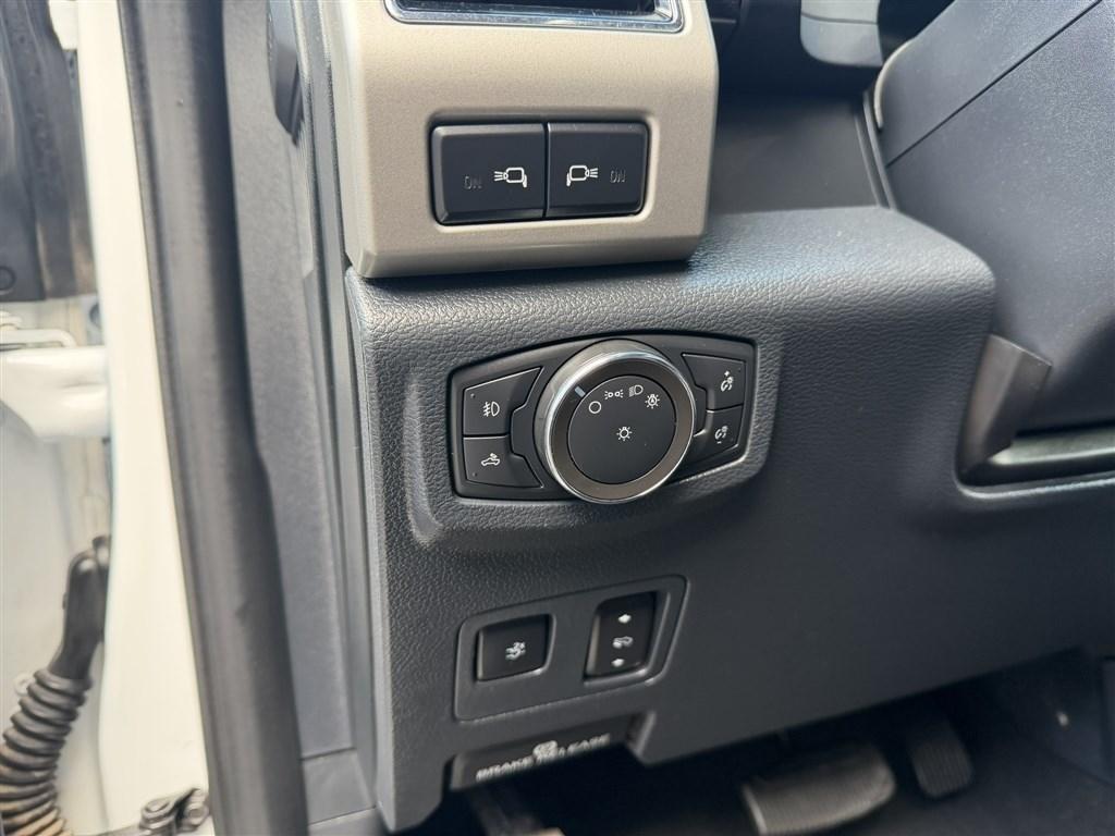 Ford Super Duty F-350 SRW King Ranch 4WD Crew Cab 8' Box 2022