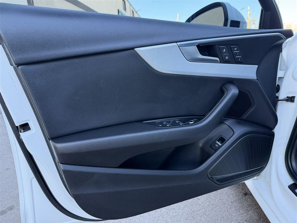 Audi A4 2.0 TFSI Auto Premium Plus quattro AWD 2017