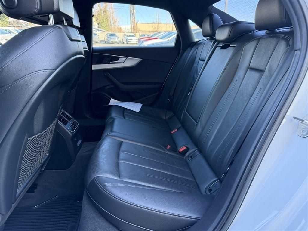 Audi A4 2.0 TFSI Auto Premium Plus quattro AWD 2017