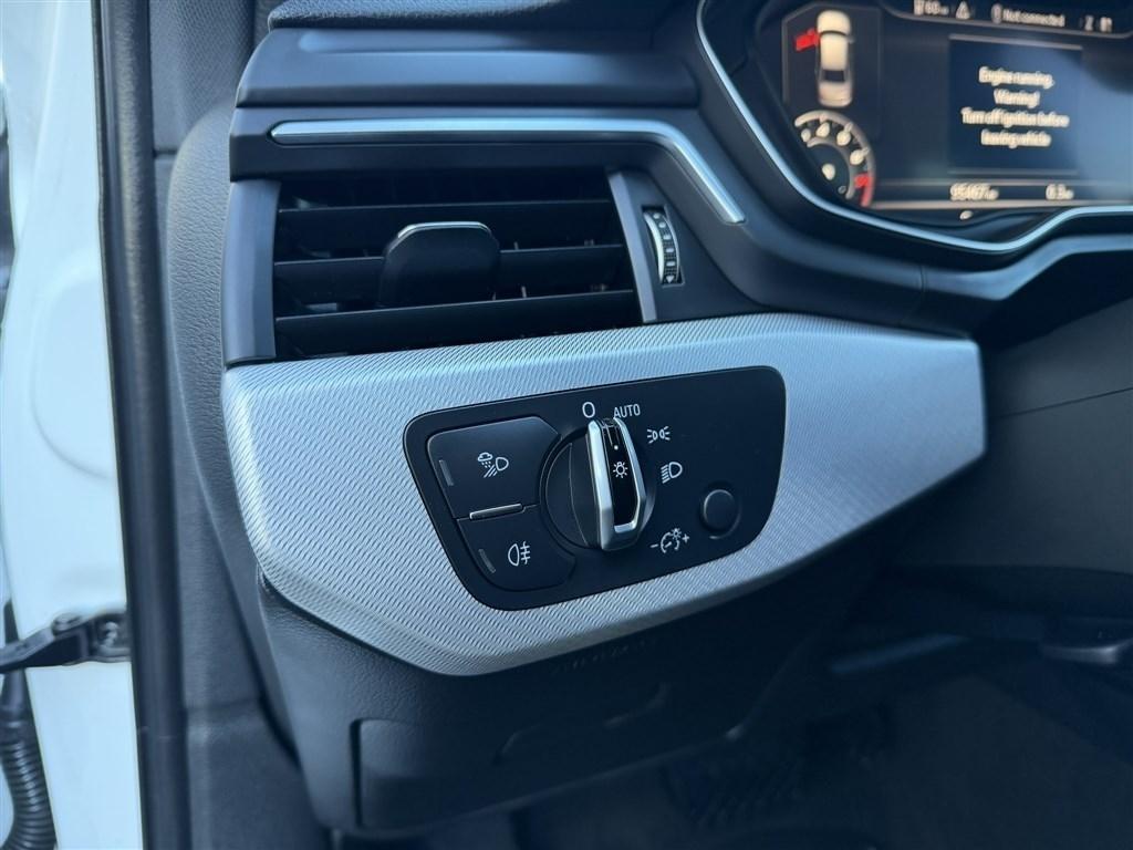 Audi A4 2.0 TFSI Auto Premium Plus quattro AWD 2017