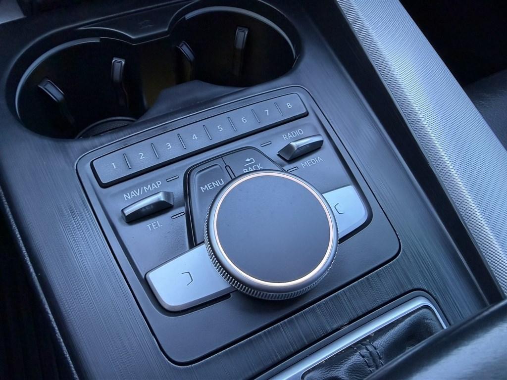 Audi A4 2.0 TFSI Auto Premium Plus quattro AWD 2017