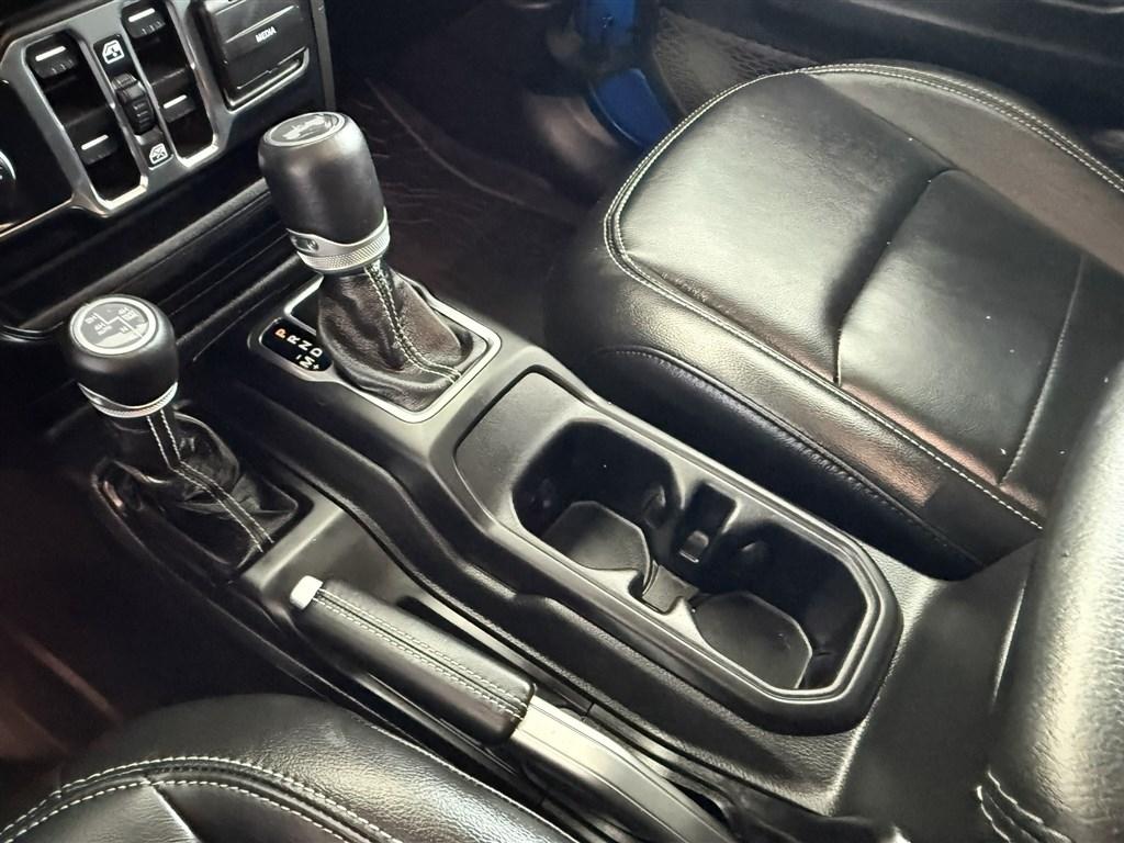 Jeep Wrangler 4xe Sahara 4x4 2023