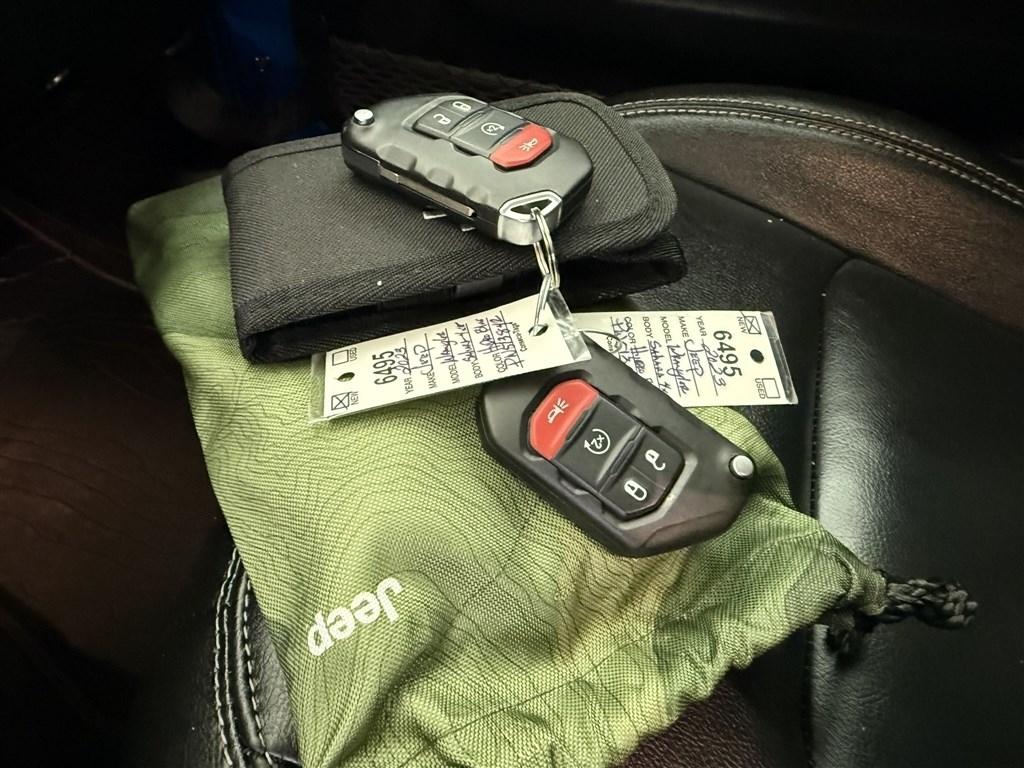 Jeep Wrangler 4xe Sahara 4x4 2023