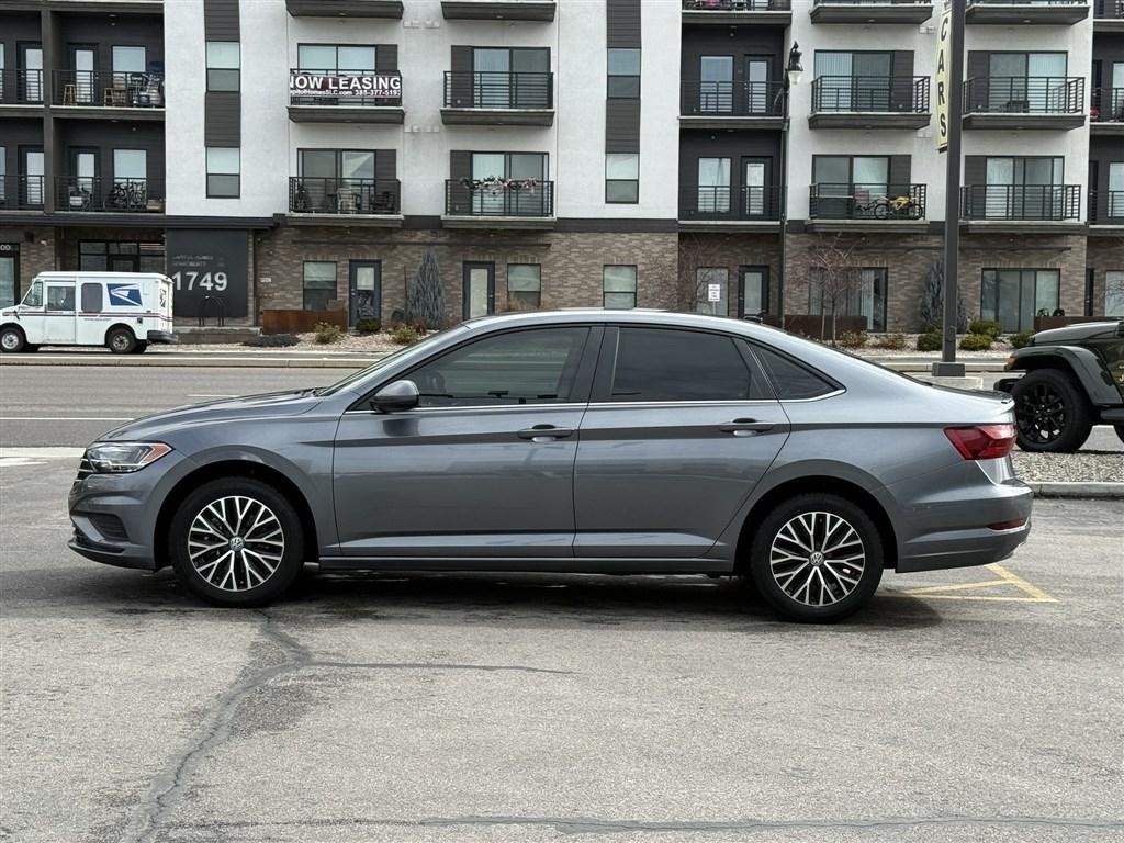 Volkswagen Jetta R-Line Manual 2021