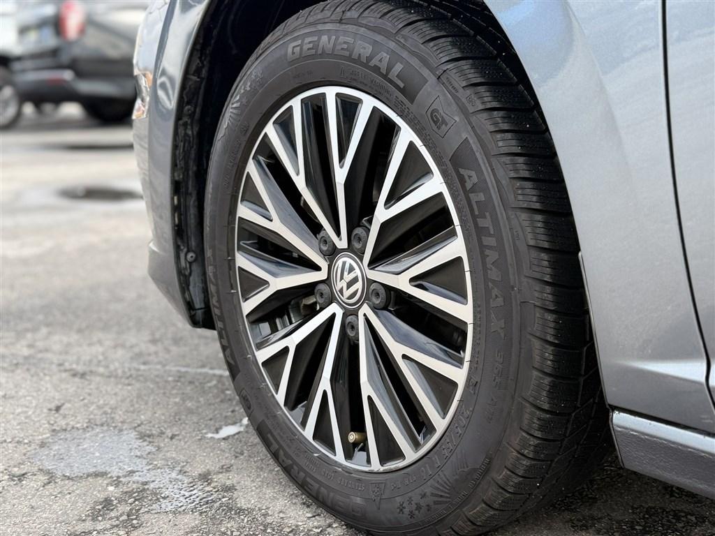 Volkswagen Jetta R-Line Manual 2021