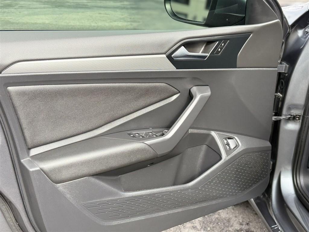 Volkswagen Jetta R-Line Manual 2021