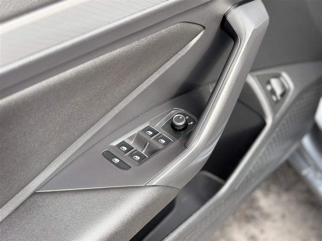 Volkswagen Jetta R-Line Manual 2021