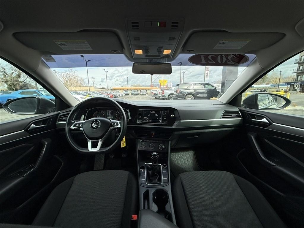 Volkswagen Jetta R-Line Manual 2021