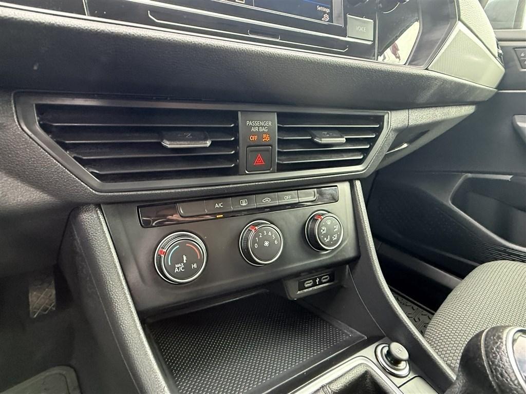 Volkswagen Jetta R-Line Manual 2021