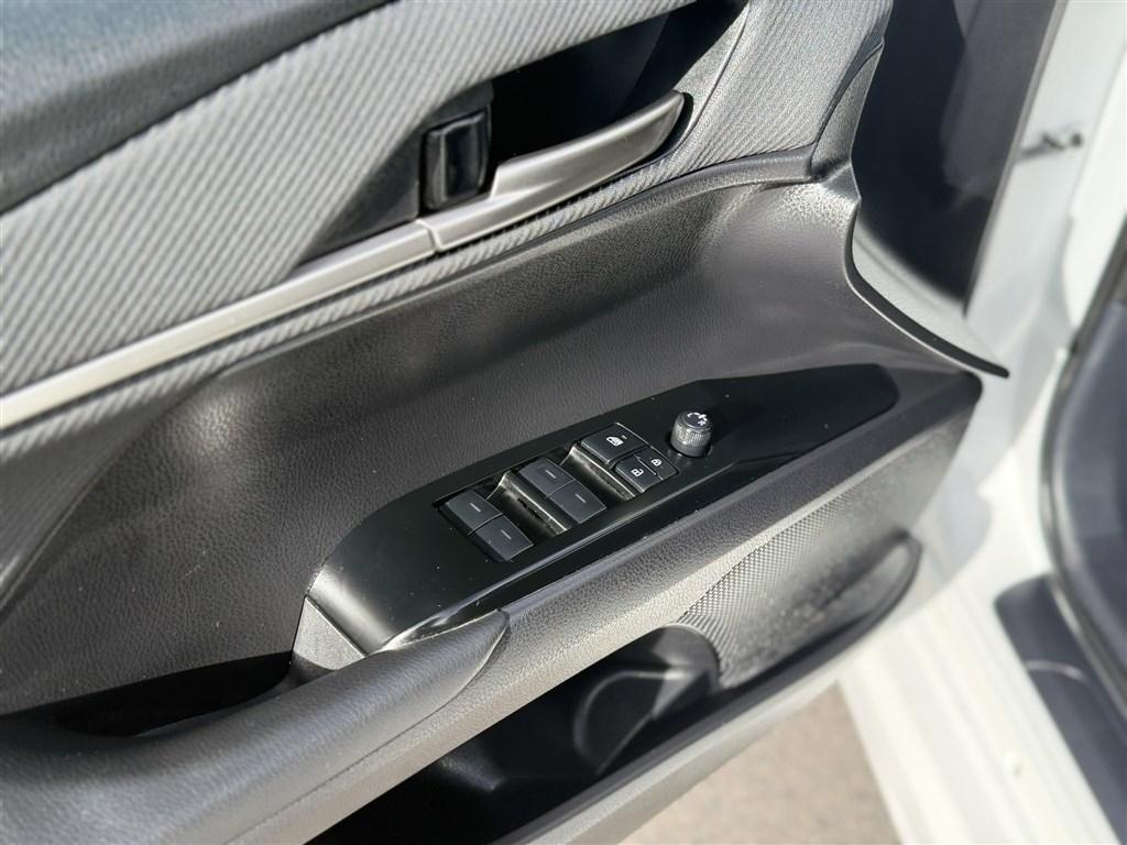 Toyota Camry XLE (Natl) 2025