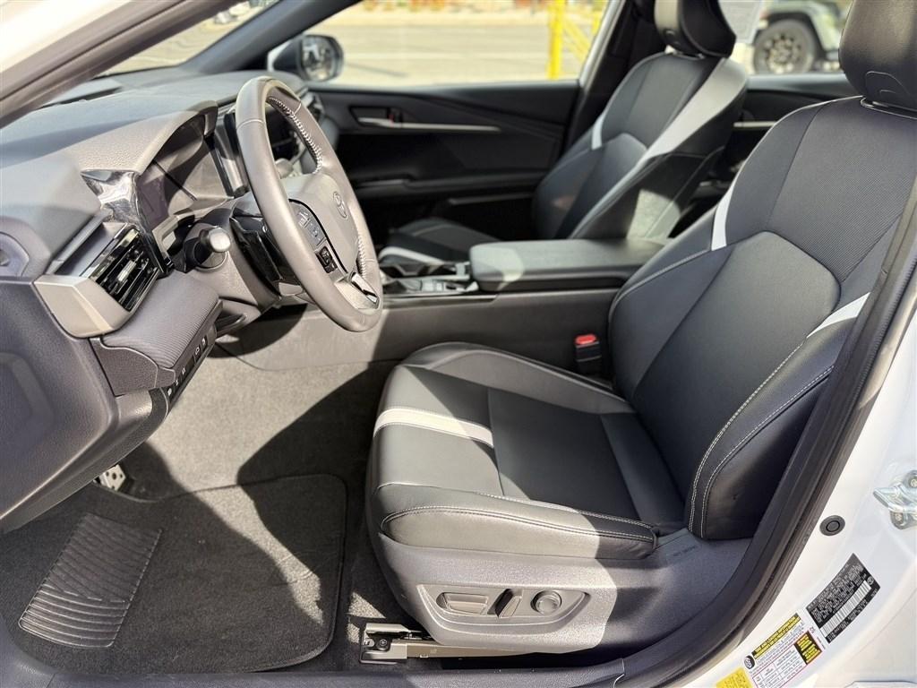 Toyota Camry XLE (Natl) 2025