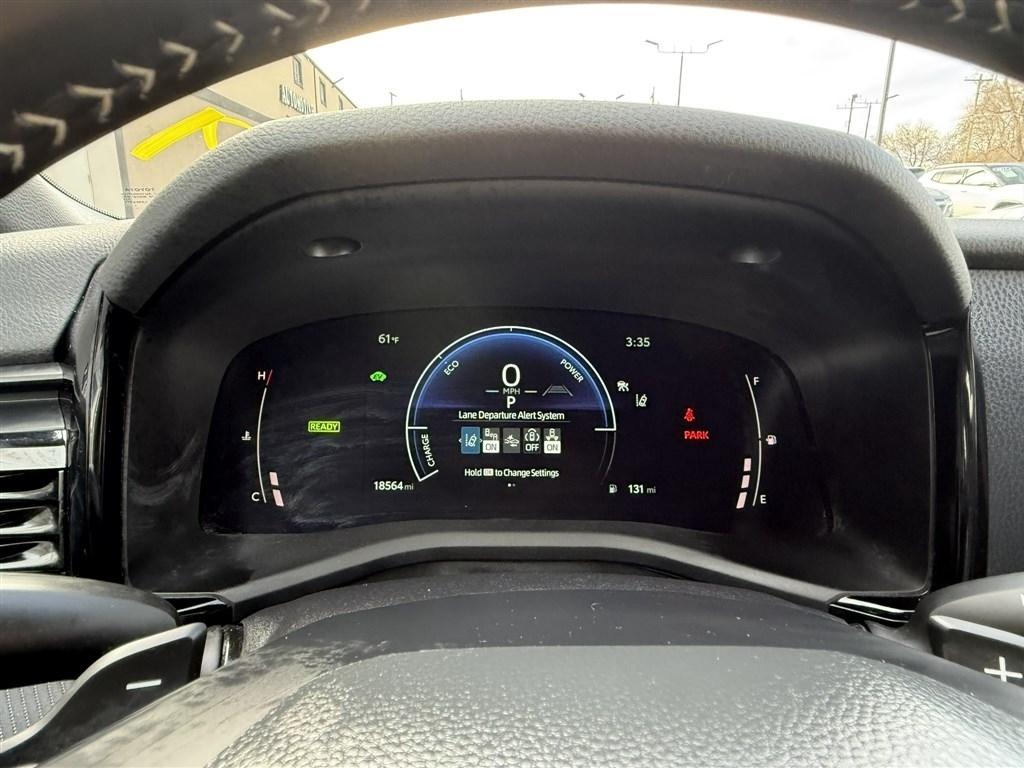 Toyota Camry XLE (Natl) 2025